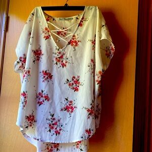 White floral top loose fitting